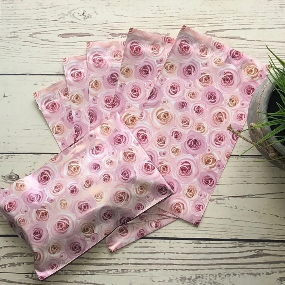 20- 6x9 Rose Print Poly Mailers